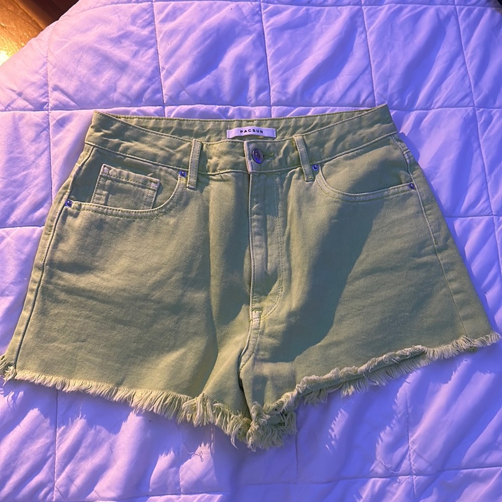 High Rise Festival Green PacSun Shorts